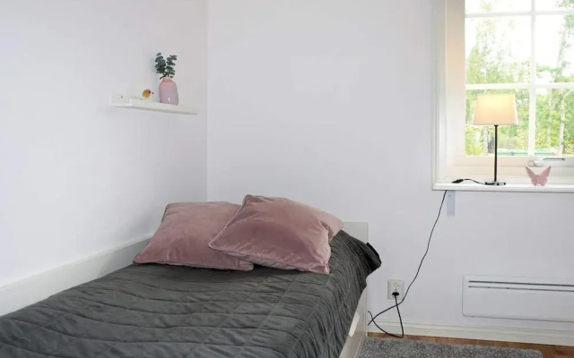 6 Person Holiday Home in Lottorp