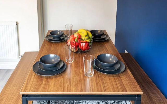 Impeccable Luxury 2-bed House in Sheffield