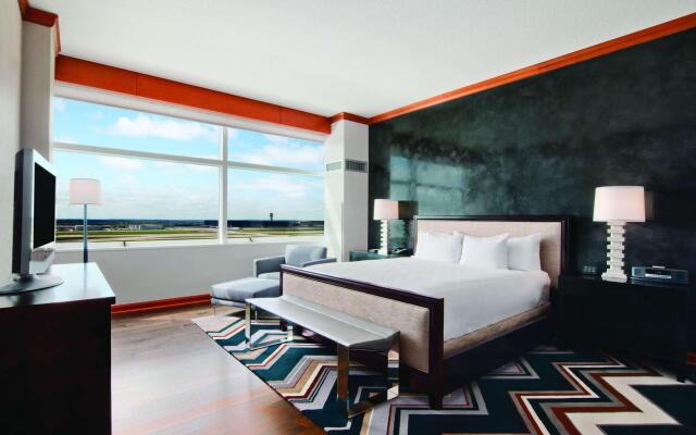 Grand Hyatt DFW - Connected to the airport