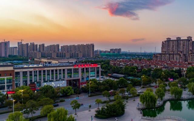 Shell Hotel Suzhou Changshu Guliu Zhonghong Square
