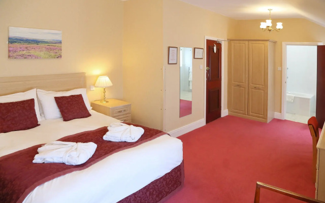 Saxonville Hotel