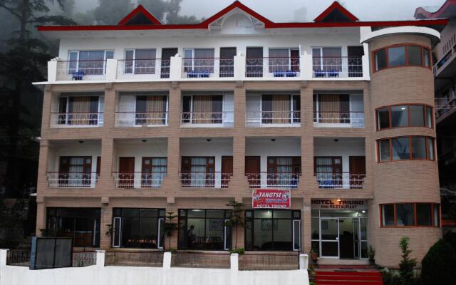 hotel triund