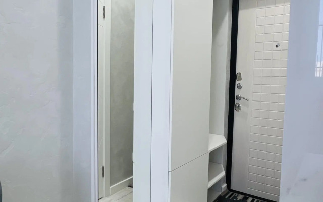 Apartments on Vzletnaya street