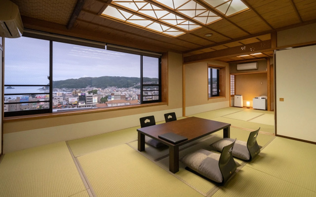 Ito Palace Hotel