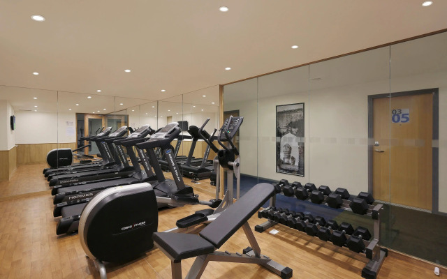 Holiday Inn Express Hyderabad Banjara Hills by IHG