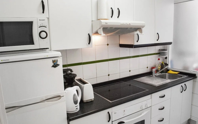 Apartment - 2 Bedrooms with Pool and WiFi - 107349