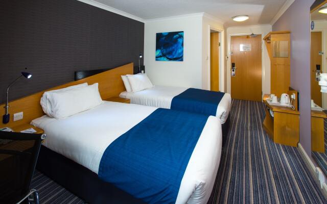 Holiday Inn Express Stafford, an IHG Hotel