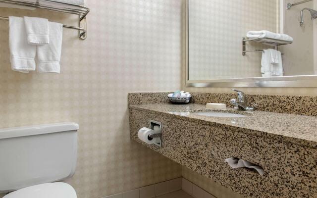 Quality Hotel Conference Center Cincinnati Blue Ash