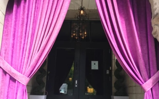 Studio in Montréal, With Furnished Terrace and Wifi
