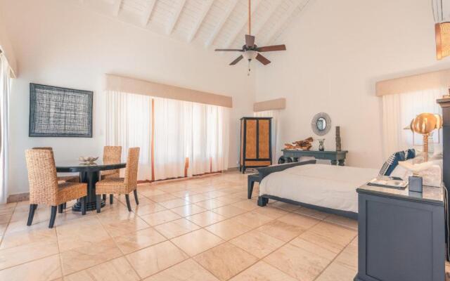 Magnificent Villa w Private Pool at Yarari