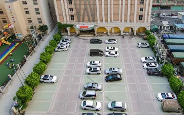 Shishi Laiya Fortune Hotel (Quanzhou South Railway Station)