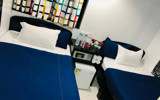 Manila Lounge