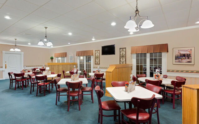 Ramada Richland Center