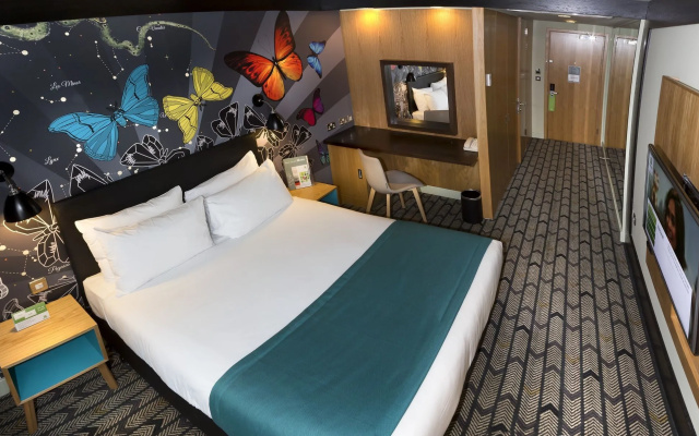 Holiday Inn Salisbury - Stonehenge by IHG