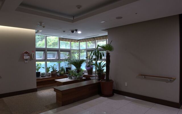 The Residence of Palace In Jungwon