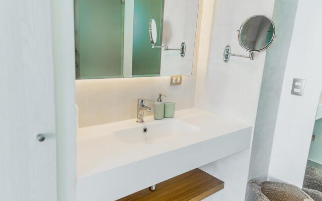 Beach Garden ground floor condo, D1
