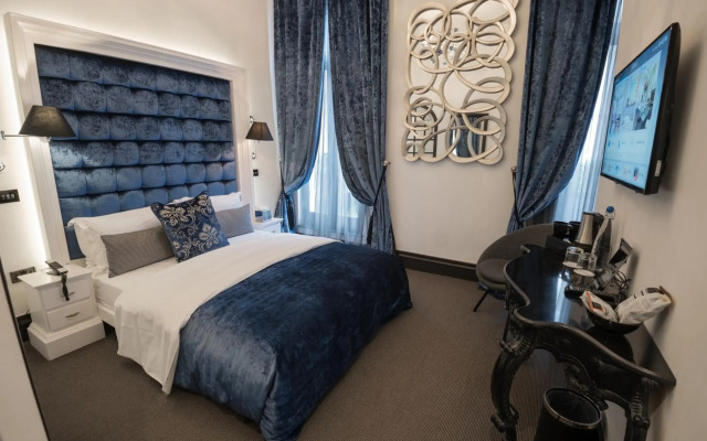 The Exhibitionist Hotel