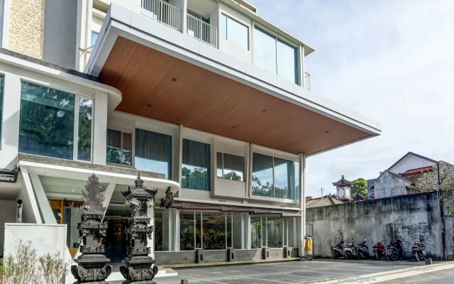 Premium Legian