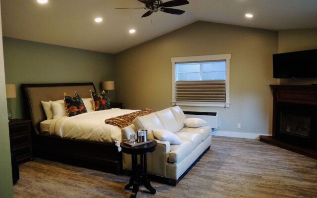 Huff House Inn and Cabins