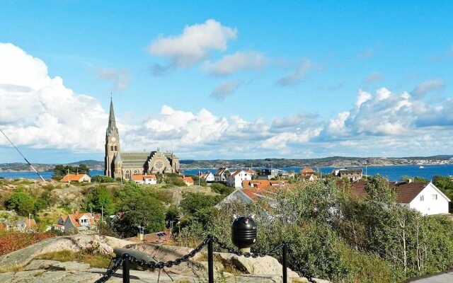 6 Person Holiday Home in Lysekil