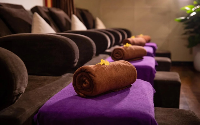 La Suite Hotel