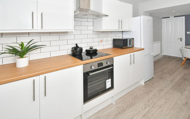 Townhouse @ Bucknall New Road Stoke