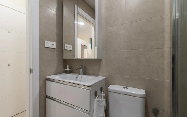 Lightbooking Livian Suites Las Palmas