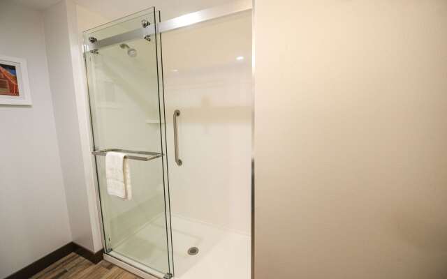 Hampton Inn & Suites Lenoir