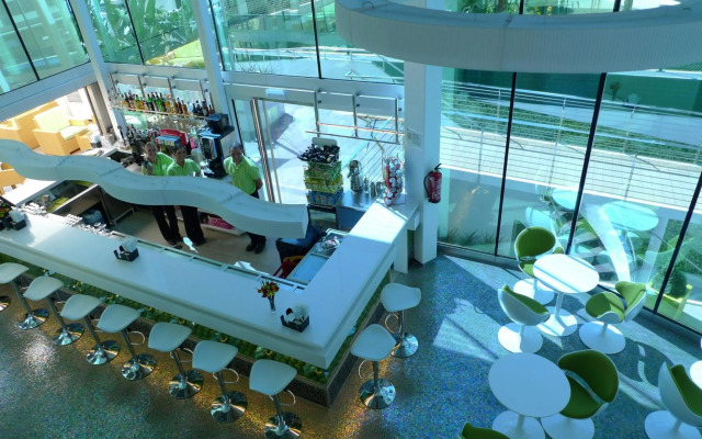 Riviera Beachotel - Recommended for Adults