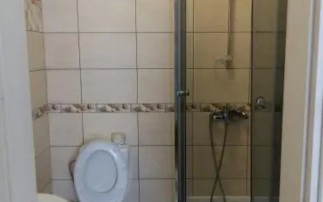 Bliznetsy I Svetofor