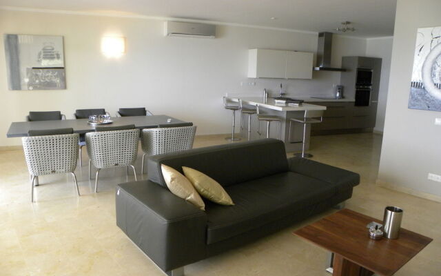 Bonaire Seaside Apartments