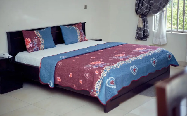 9 Roses Hotel