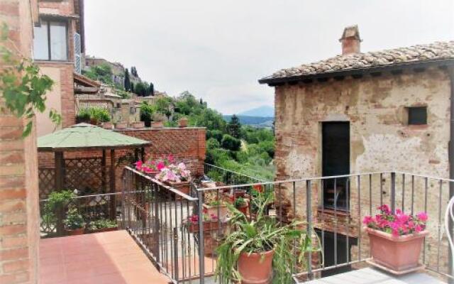 Holiday House Montepulciano - Il Torrino