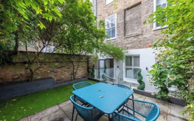 Beautifully Refurbished 2BD Flat - Earl's Court!