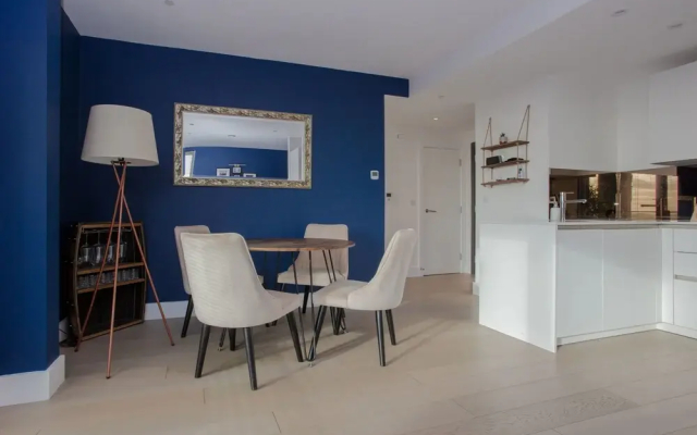 Contemporary 1 Bedroom Apartment in South London
