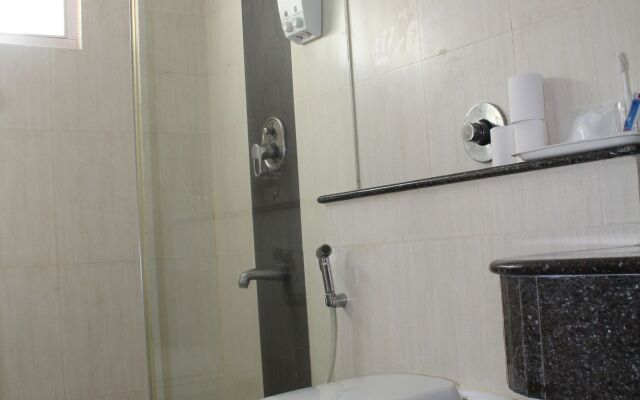 The Lotus - Apartment Hotel, Venkatraman Street