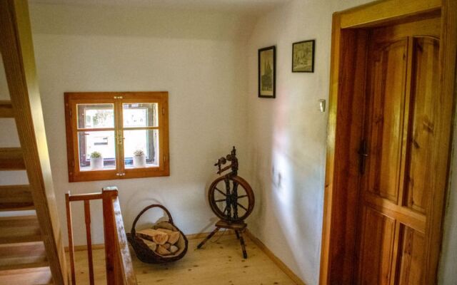 House Kámen Arnoltice