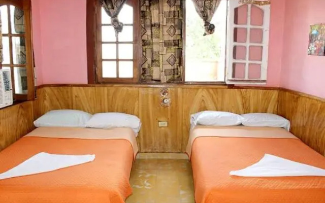 San Jose Street Rooms