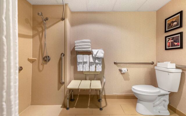Comfort Inn Foxboro – Mansfield