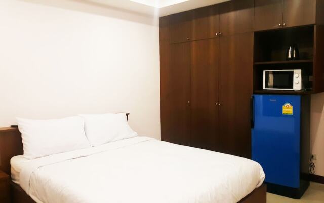 Warit Tower At Chang Phuak By Hjz