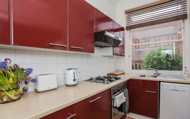 1 Bedroom Flat In Vibrant Brixton