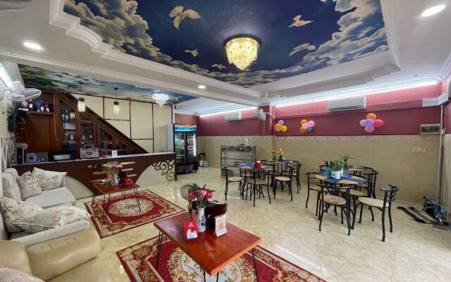 Unique Hotel Management Service