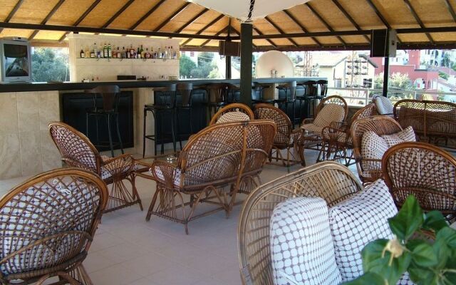 Motel 3T Apart Villas