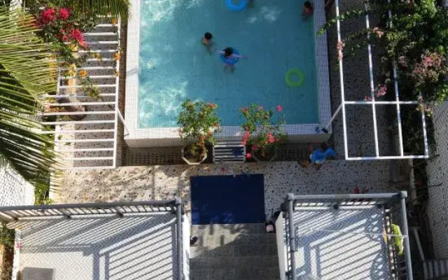 Lingshui Qianhai Qianxun Travel Rent