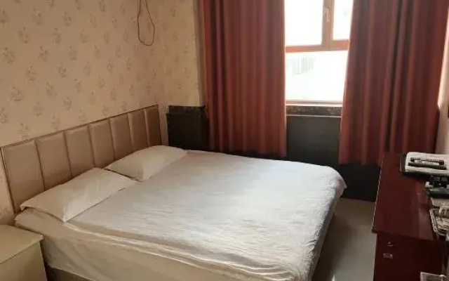 Jieya Hotel