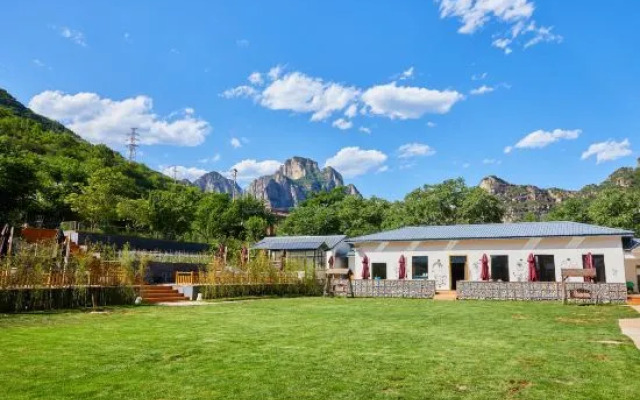 Qushuiliuxuan Dashe (Beijing Shidu Scenic Area Branch)