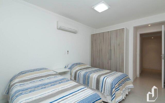 Kremer Residence: Apartamento Amplo Próximo ao Mar