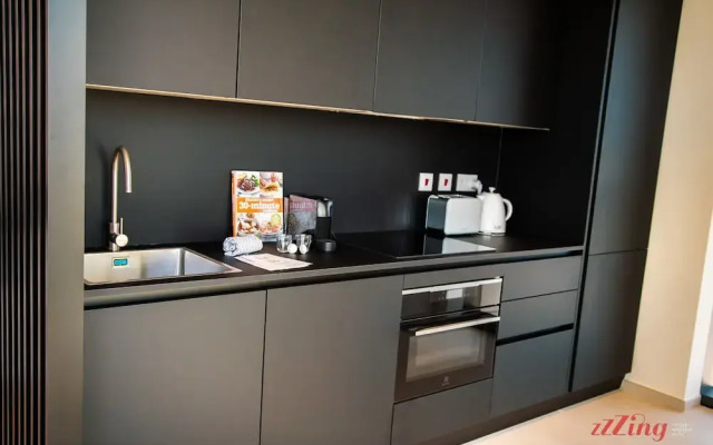 Your Luxury Retreat at Mercury Towers