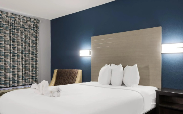 Suburban Studios Hinesville - Fort Stewart Area