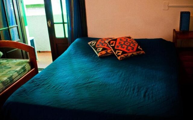 Planet Montevideo Hostel
